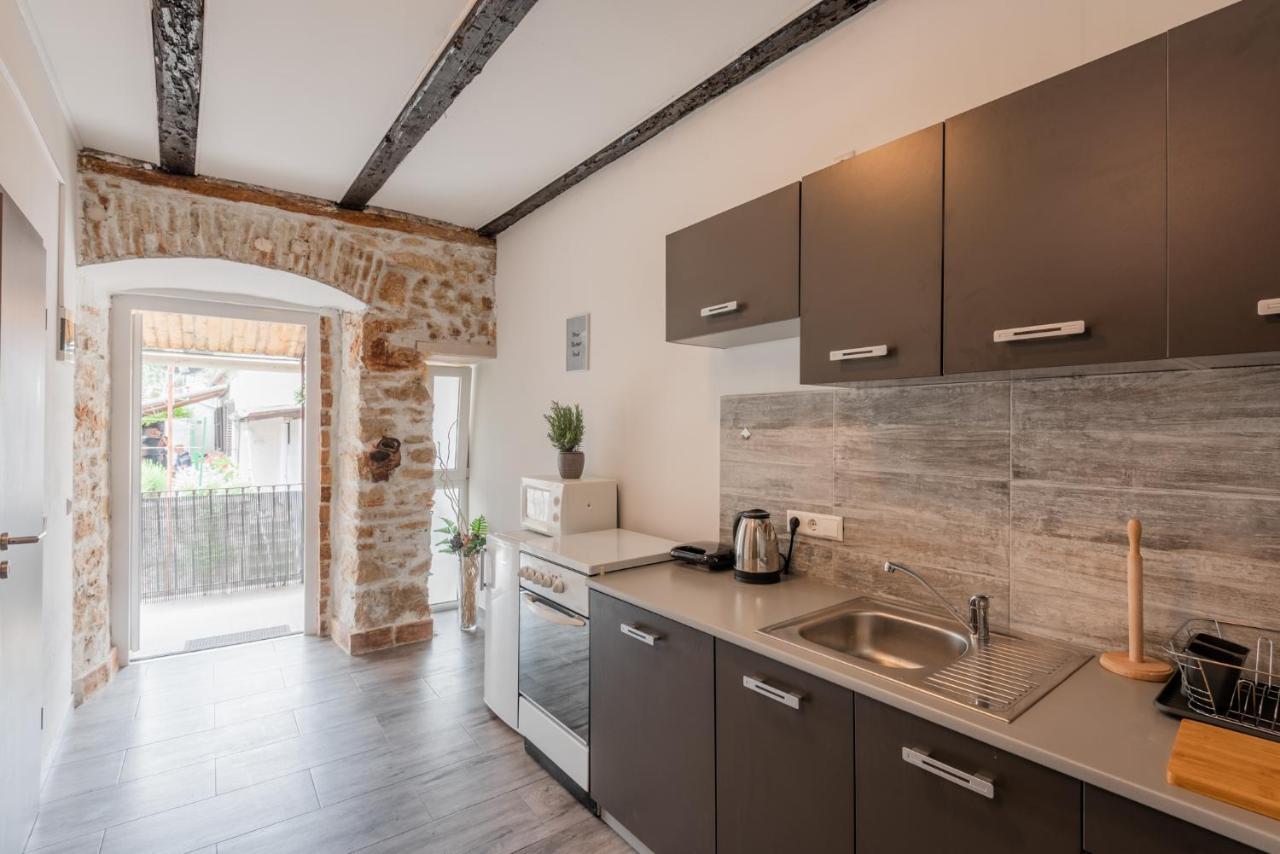 Appartement Anni à Pula Extérieur photo