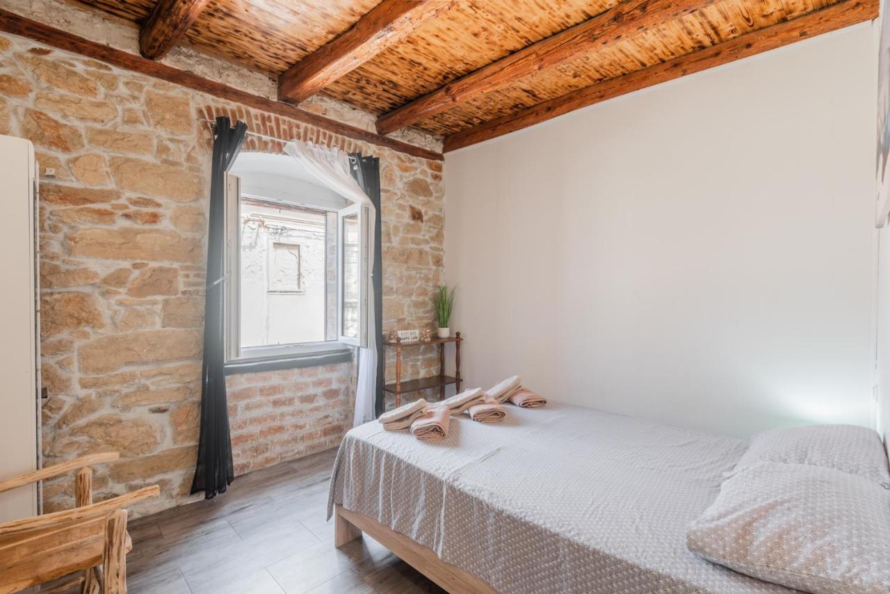 Appartement Anni à Pula Extérieur photo